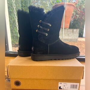 UGG Constantine Satin Ribbon Boots black size 7
